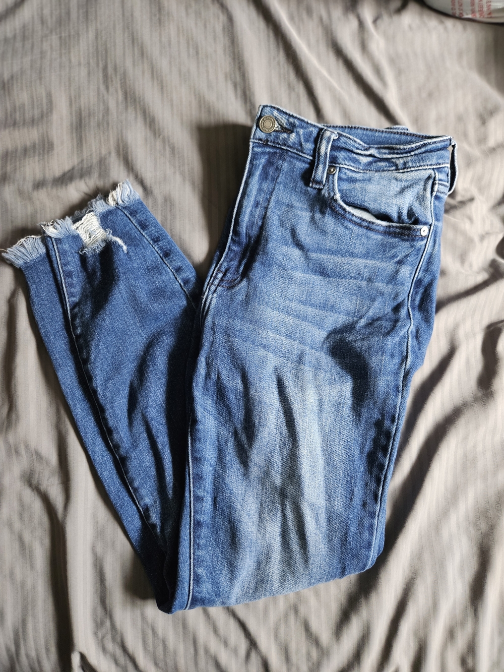 KanCan Medium Blue Frayed Hem Skinny Jeans